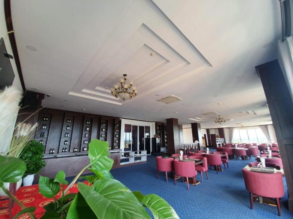 Continental Plaza Vientiane Hotel Ban Nongdouang Buitenkant foto